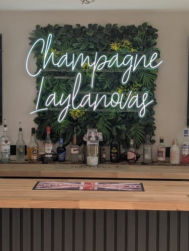 Customer photo review of Custom Neon: Champagne
La...