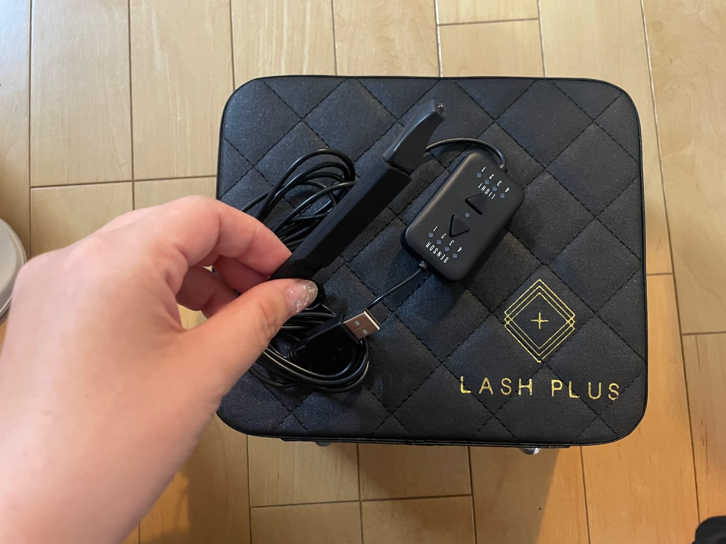 Customer photo review of Lash Plus - LED Tweezer