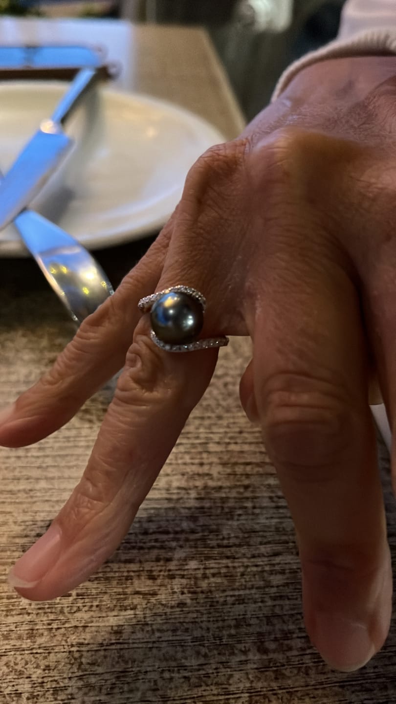 Customer photo review of Bague Perle De Tahiti Léona