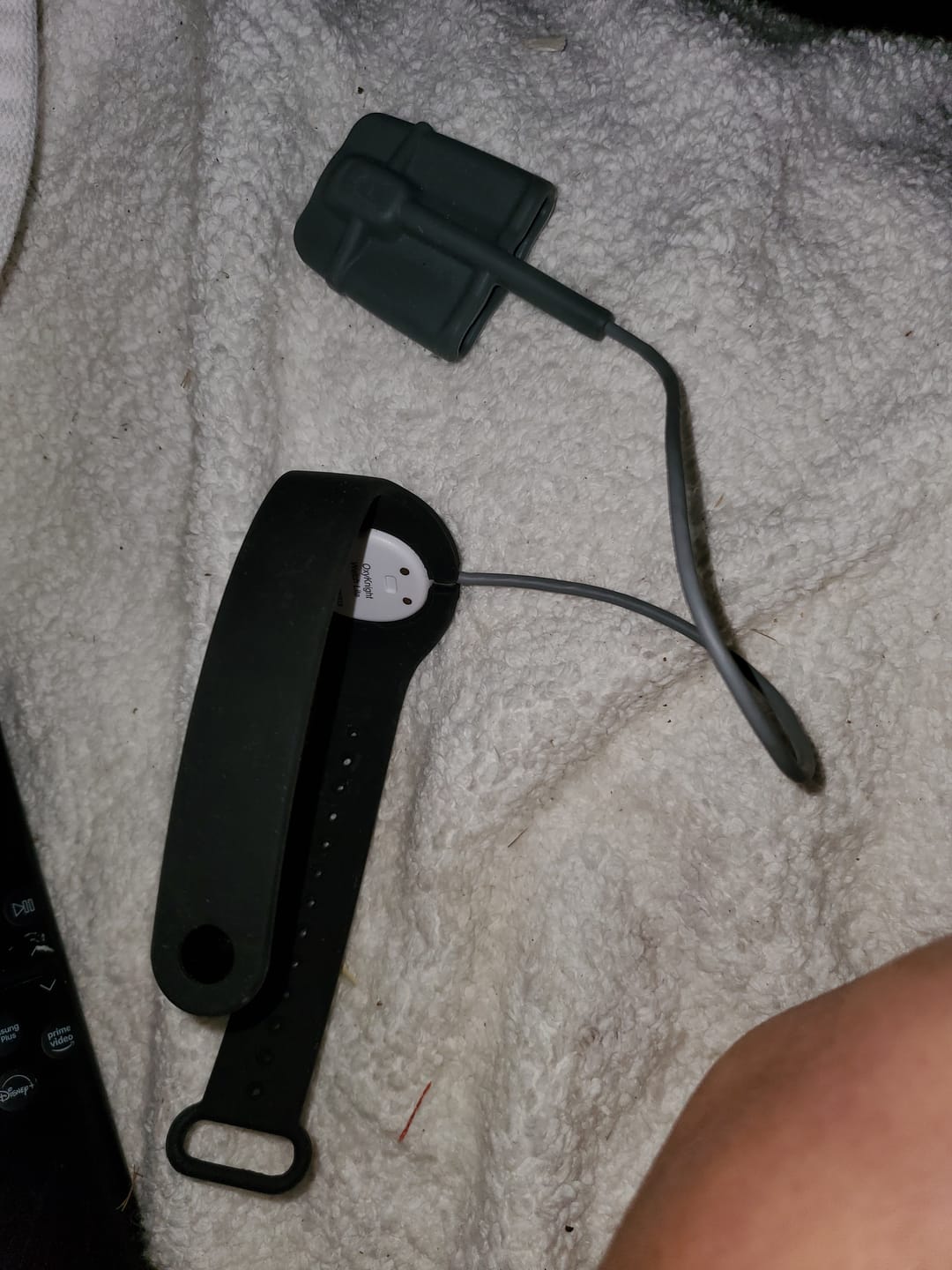Customer photo review of OxyKnight® Watch Lite | Adult | Smart Sleep Oximeter