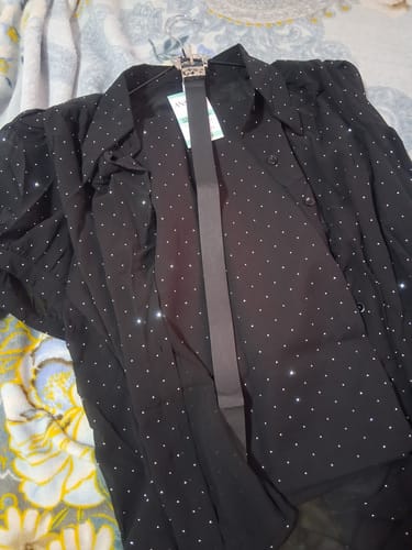 Customer photo review of Set Demetria compus din fusta, curea si camasa cu pietre mici