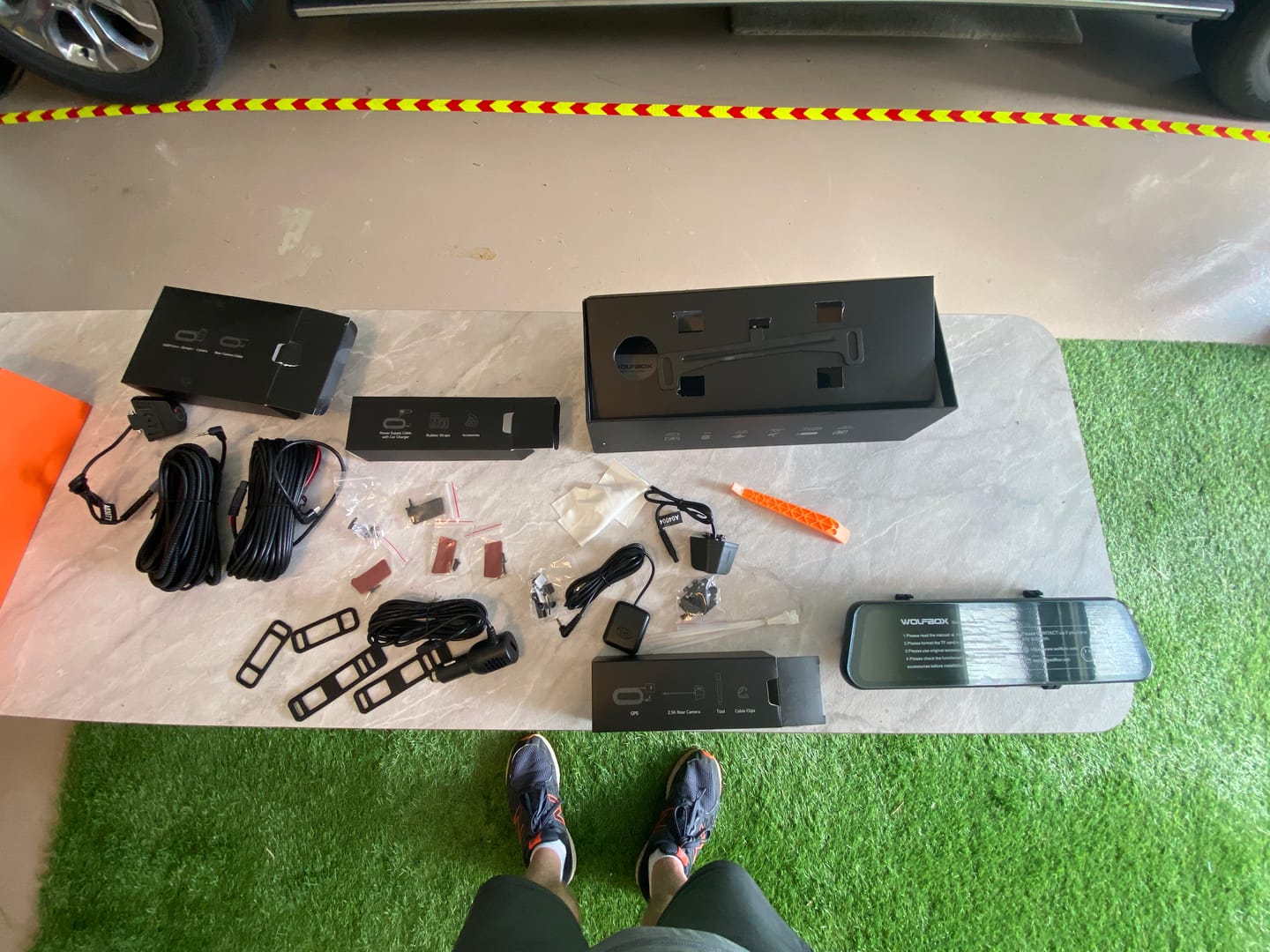 Customer photo review of WOLFBOX G900 TriPro Bumper Version 3 Channel Rearview Mirror with Exclusive 30-Month Warranty