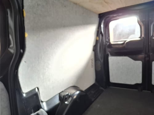 Customer photo review of Carpet Filz selbstklebend für Camper