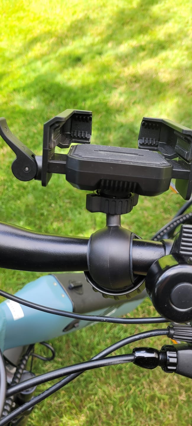 Customer photo review of Rotatable Phone Mount for Bike