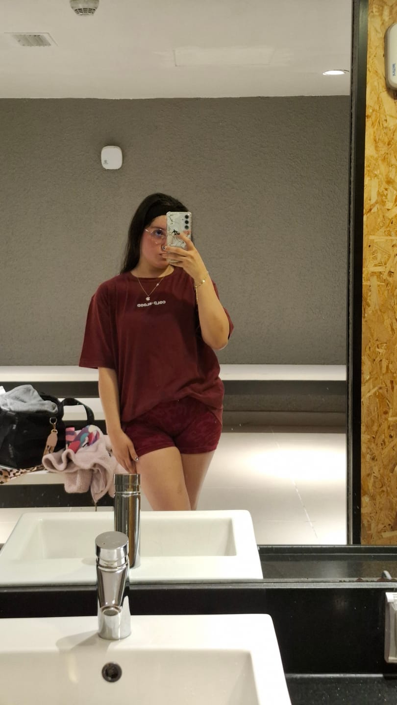 Customer photo review of POLERA BASIC DYE CHERRY