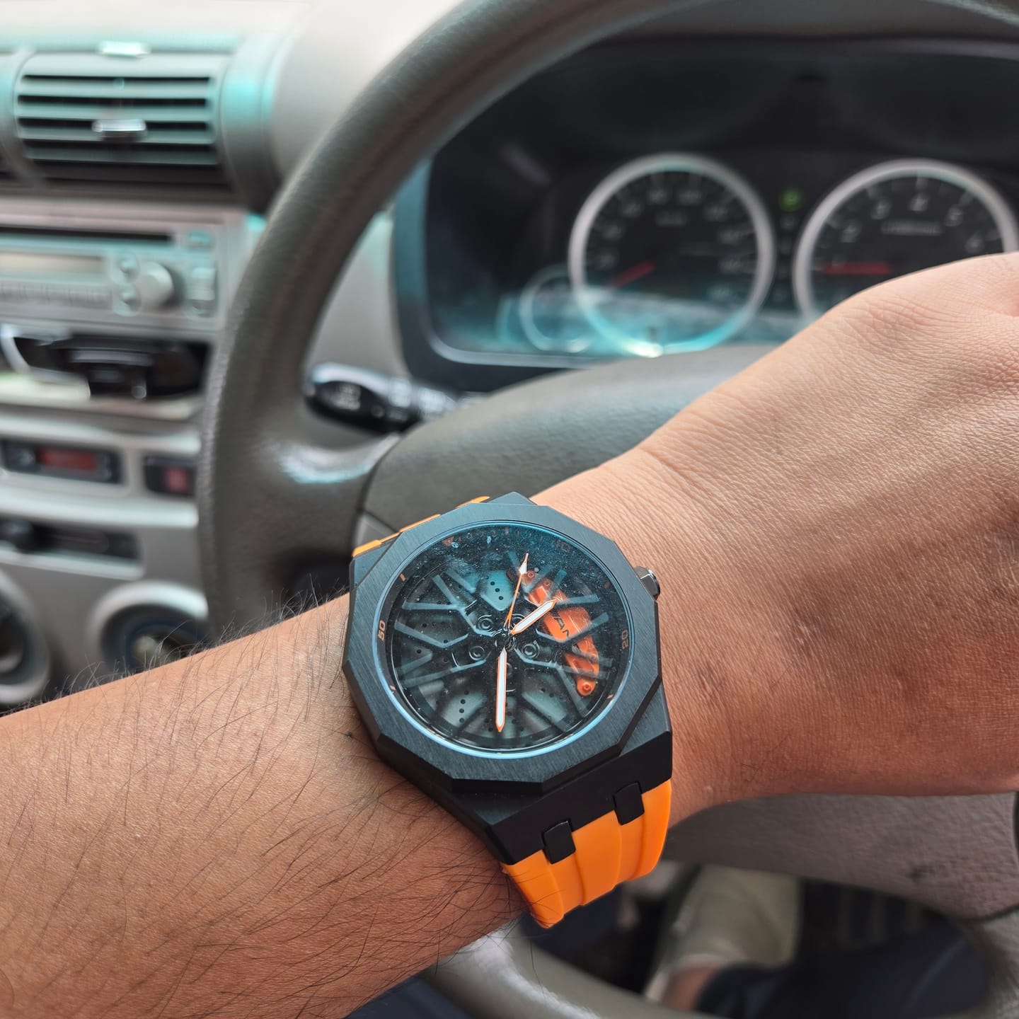 Customer photo review of Petronas G55