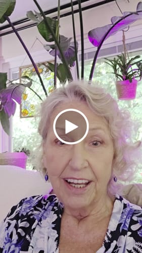 Customer video review of Besque™ Magic Body Oil - 100ml