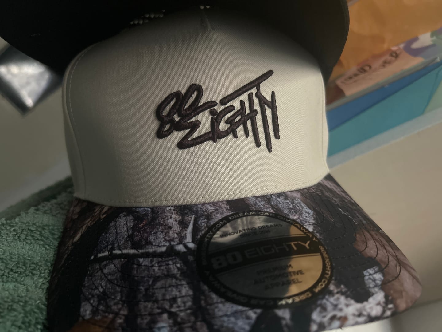 Customer photo review of 80Eighty® WhiteWood Hat