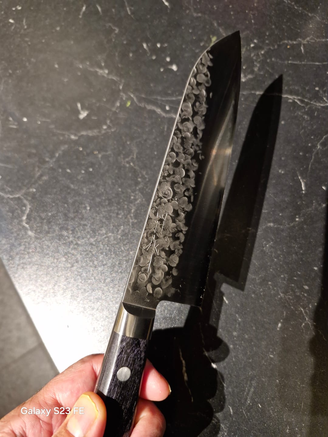 Customer photo review of Kokkekniv 165 mm, TAKAMURA V10 Tsuchime Santoku