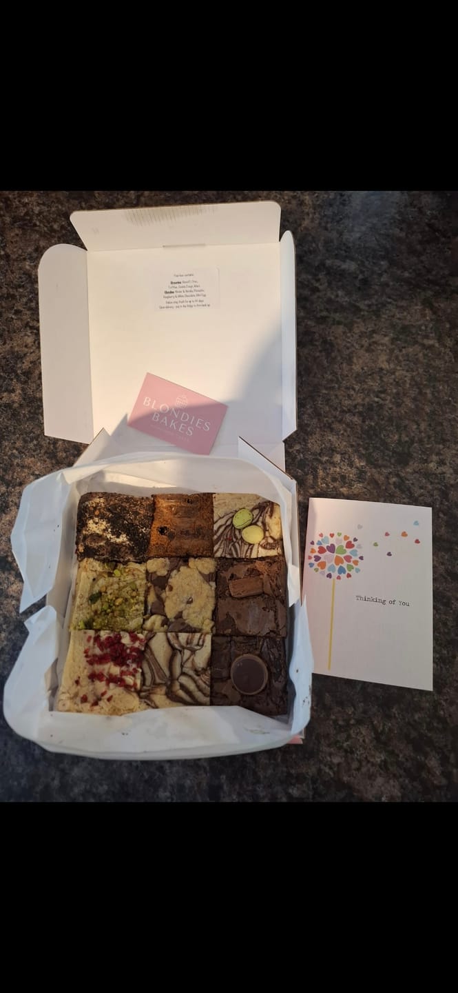 Customer photo review of Thinking of You Brownie & Blondie Mixed Box