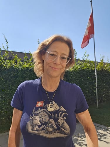 Customer photo review of Berg T-Shirt - Fondueplausch (Damen)