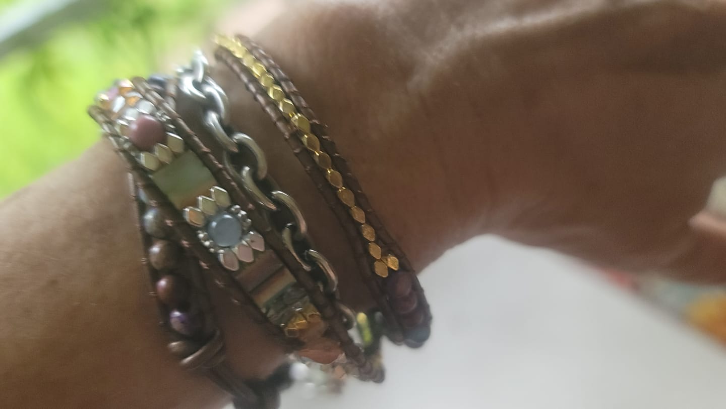 Customer photo review of Golden Demure Stretch Apple Watch Strap