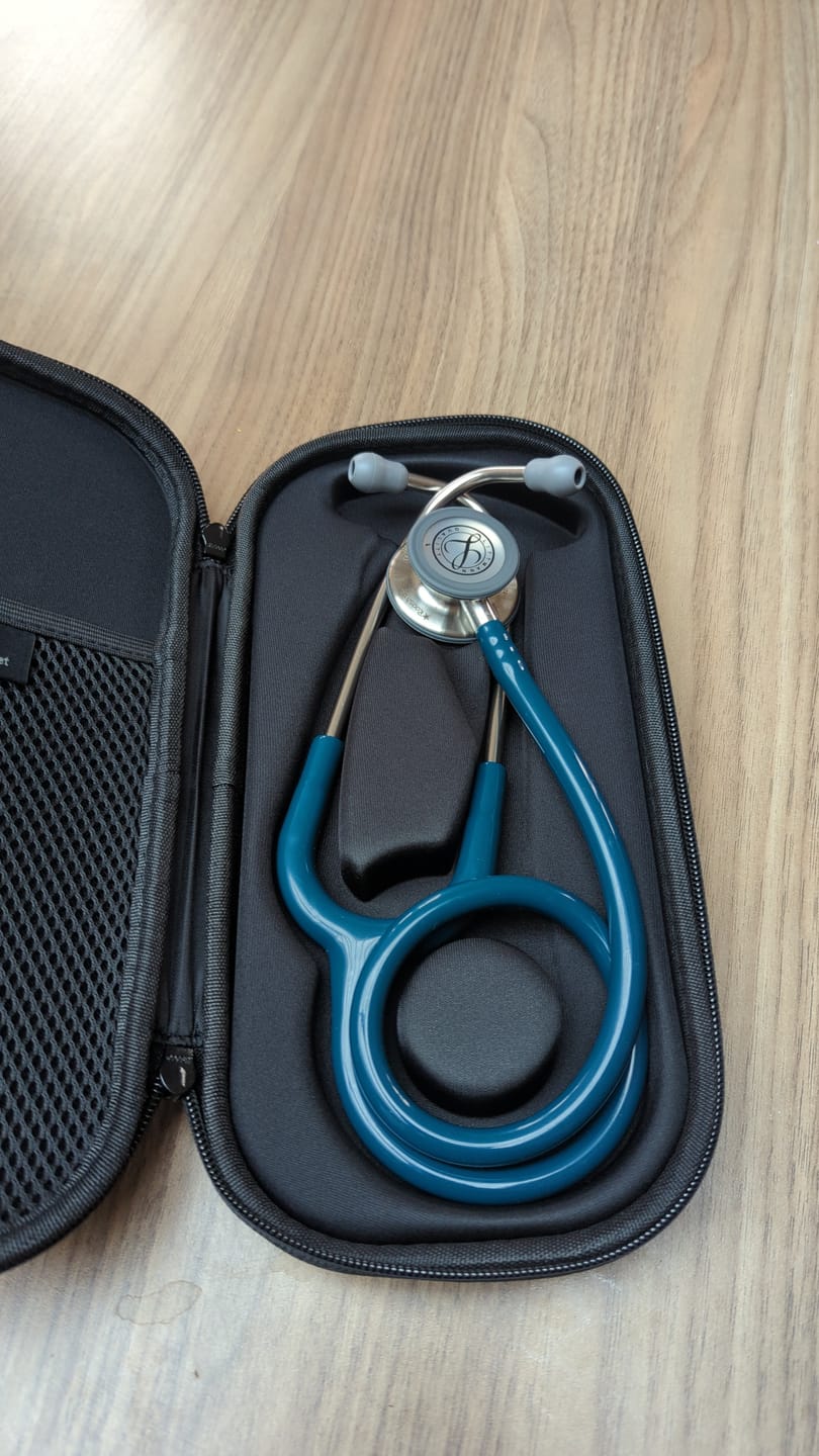 Customer photo review of Pod Technical Classicpod Micro Stethoscope Case for Littmann Classic Stethoscopes - Caribbean Blue