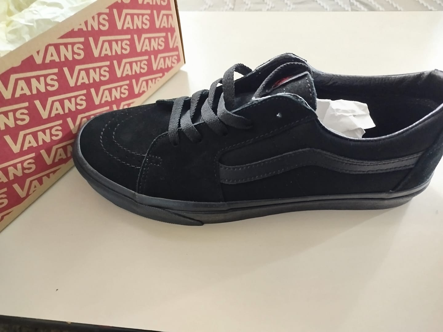 Customer photo review of Zapatilla Vans Sk8-Low Unisex Mono Negro