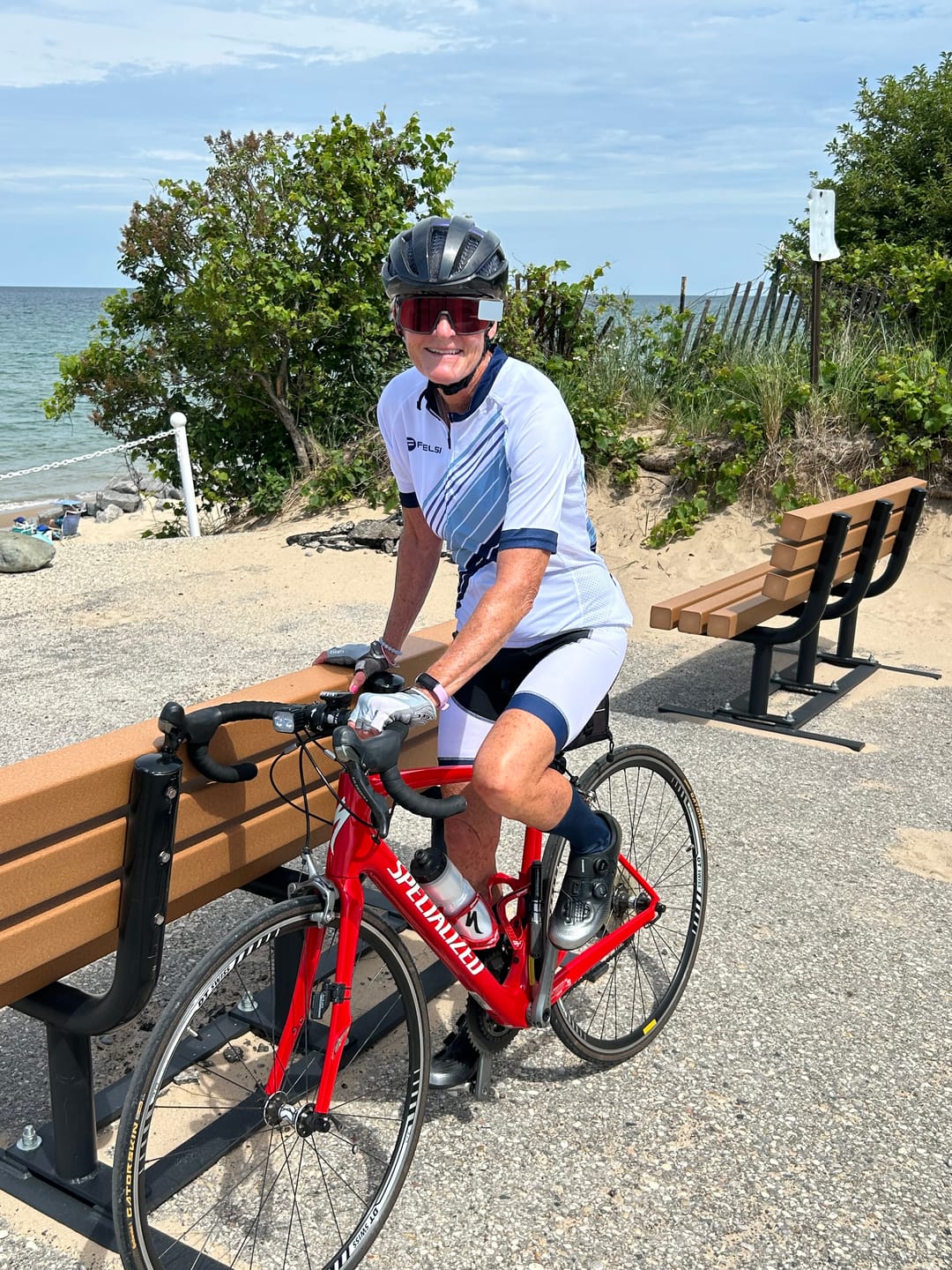 Customer photo review of NEW! Zenith Stripes | Women's Short Sleeve Cycling Set