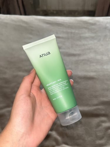 Customer photo review of Putiņas dziļai sejas mazgāšanai un attīrīšanai Anua Heartleaf Quercetinol Deep Pore Cleansing Foam