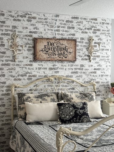 Customer photo review of Bible Scripture: 1 Corinthians 16:14 - Do Everything in Love Bedroom Sign
