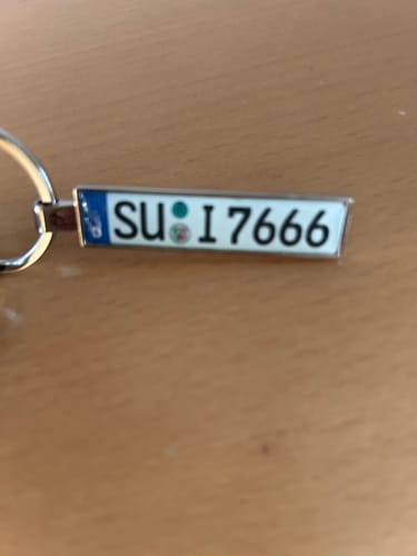 Customer photo review of Kennzeichen Schlüsselanhänger Mini Nummernschild Metall