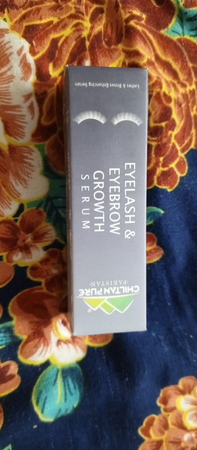 Customer photo review of Eye Lashes Growth Serum – Grow naturally, boosts eye lashes growth, provides longer, thicker and healthier look, strengthen from to tip – 100% natural organic