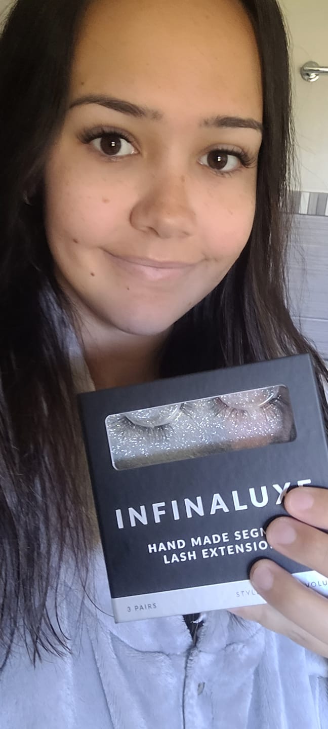 Customer photo review of Infinaluxe Pre-mapped Segment Lash Extensions – 3 x pairs