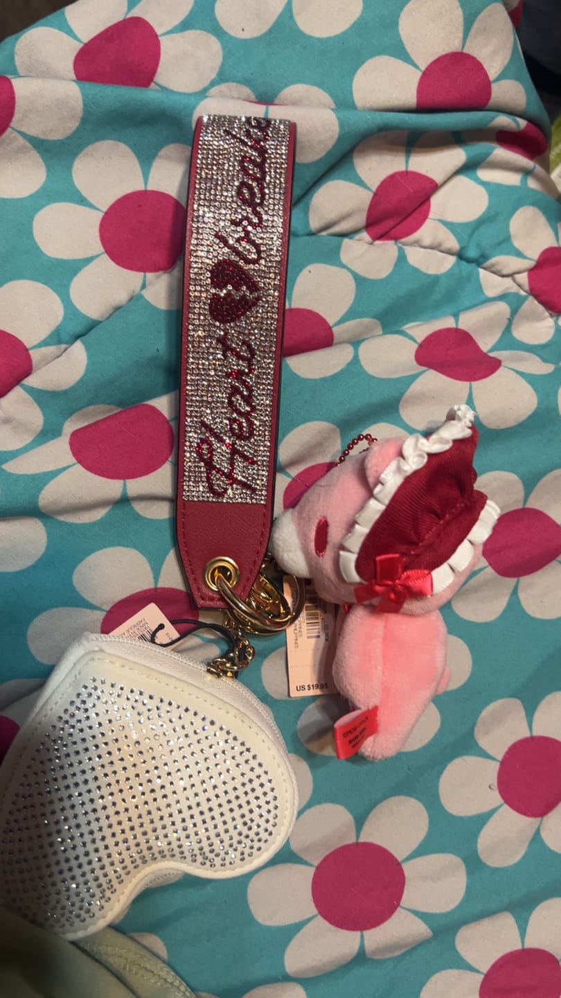 Customer photo review of Gloomy Bear Mini Lolita Soft Keychain (Pink)
