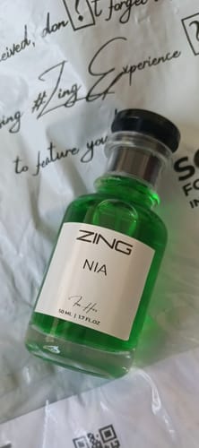 Customer photo review of NIA - Inspired by Gucci Flora