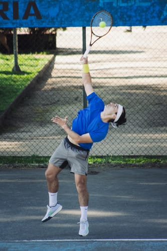 Customer photo review of Muñequera Nike Premier Amarilla Sellada X2