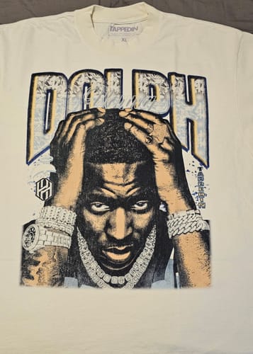 Customer photo review of "King of Memphis" T-Shirt | @hathunterss COLLAB | LIMITED TO 24 PIECES!!