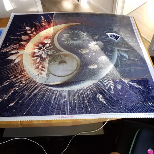 Customer photo review of 5D Diamond Painting – Yin und Yang Blumen