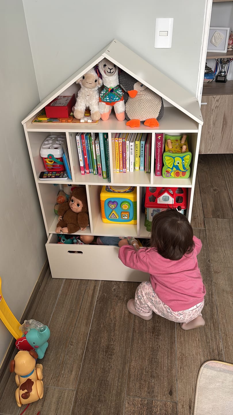 Customer photo review of Librero Infantil Casita Blanco