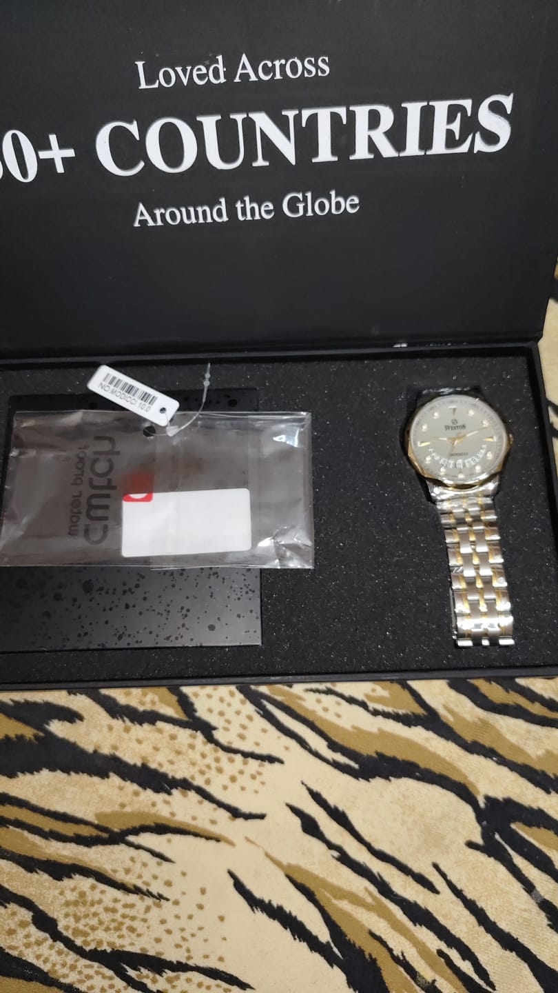 Customer photo review of Modicci