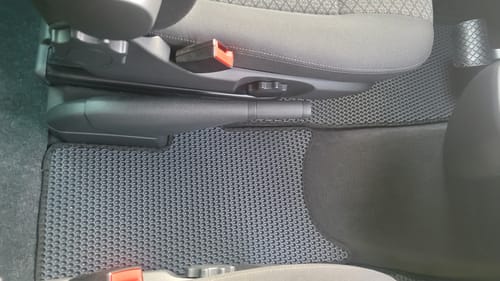 Customer photo review of Fußmatten für Van - Vorne