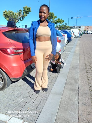 Customer photo review of High-Support Active Wear Beige Matching Set