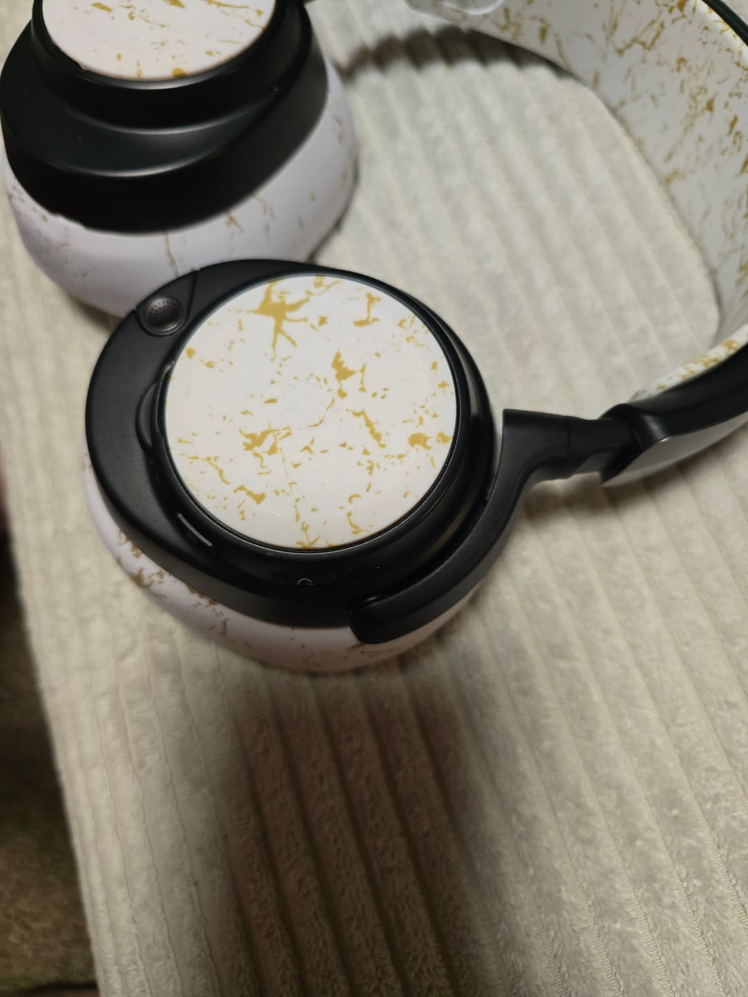 Customer photo review of WC Side Speaker Plates for Arctis Nova Headsets - Arctis Nova Booster Pack by Wicked Cushions