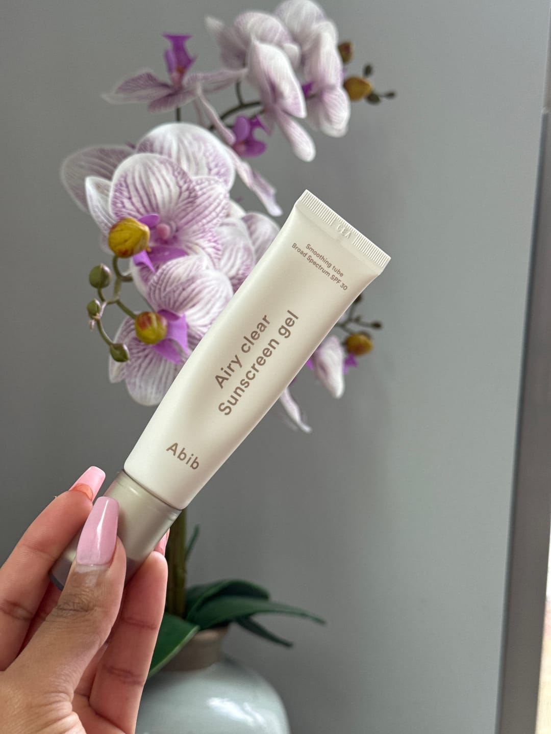 Customer photo review of Airy clear sunscreen gel Smoothing tube