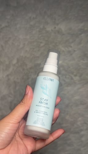 Customer photo review of Stay Fresh Moisturizer Controls Oil and Brightens