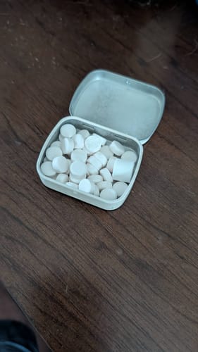 Customer photo review of Wintergreen Mints, 1mg THC + 5mg CBD, 40ct