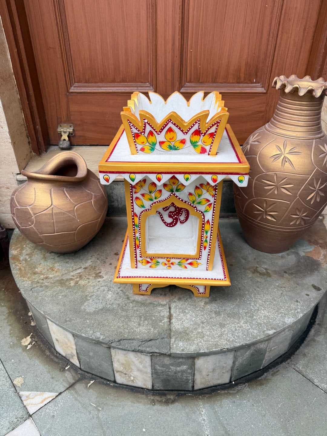 Customer photo review of Marble Tulsi Pot, Traditional Painting - Handicraft Bazaar