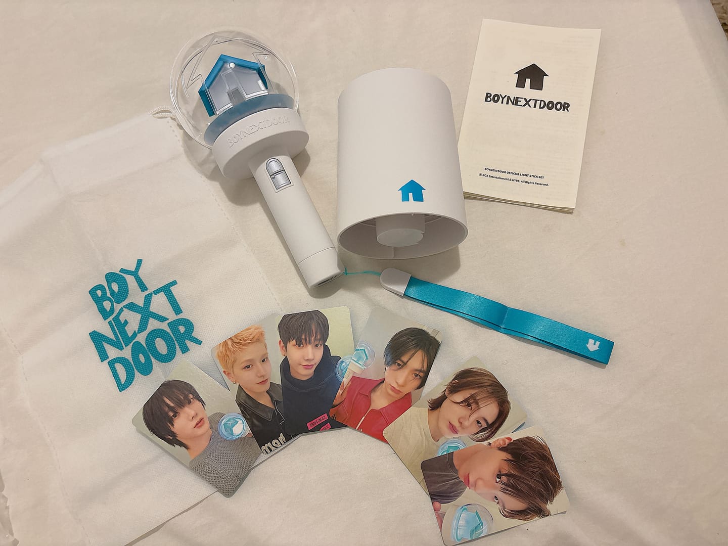 Customer photo review of BOYNEXTDOOR - OFFICIAL LIGHT STICK SET