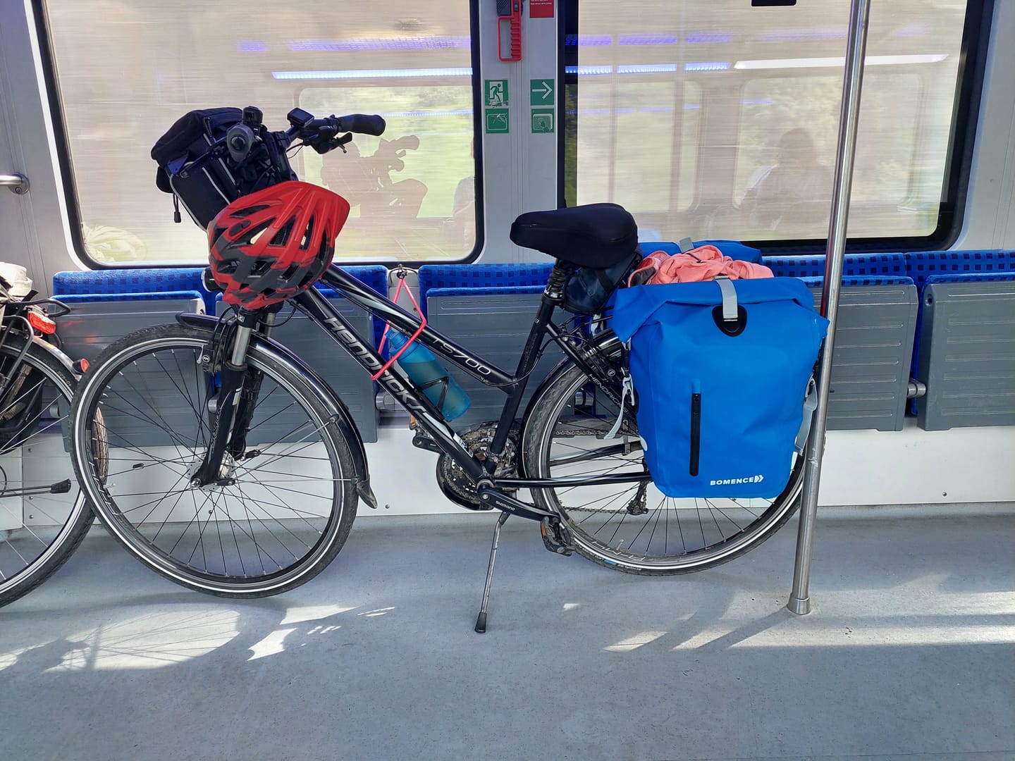 Customer photo review of Doppel Fahrradtasche für Gepäckträger - Set 2 Stück (blau)