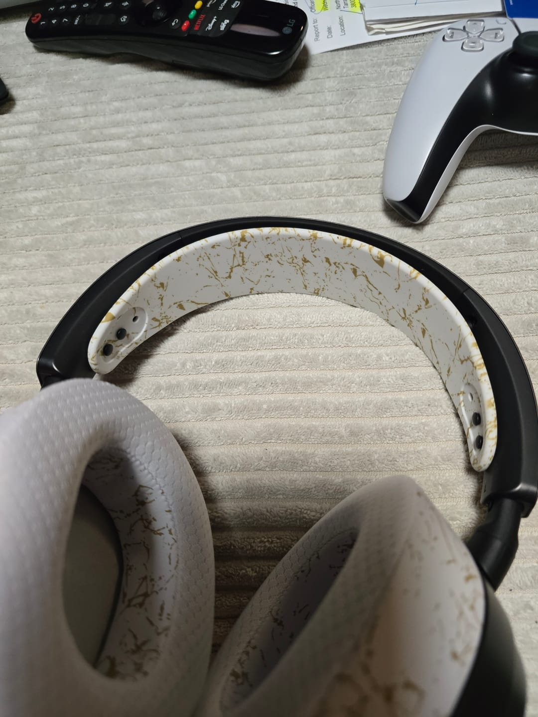 Customer photo review of WC Silicone HeadbandZ for Arctis Nova Headsets