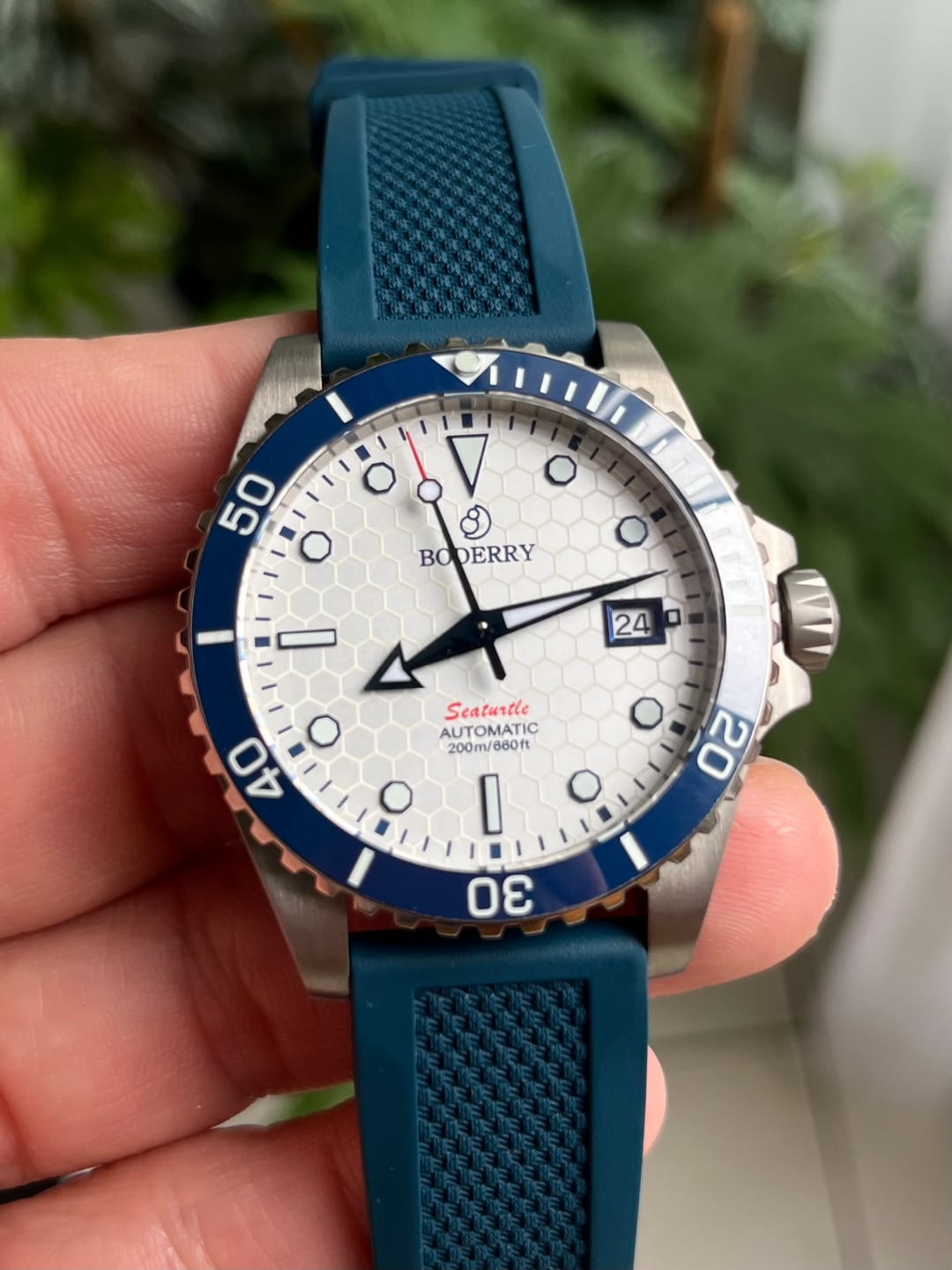 Customer photo review of SEATURTLE.OCEAN(TITANIUM) - Automatic Titanium Diver Watch | Arctic/Ti-bracelet