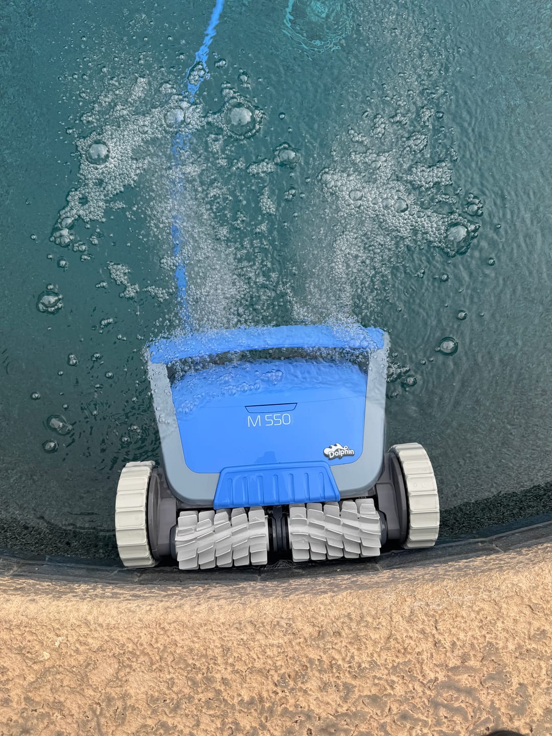 Customer photo review of Maytronics Dolphin M550 Robotic Pool Cleaner