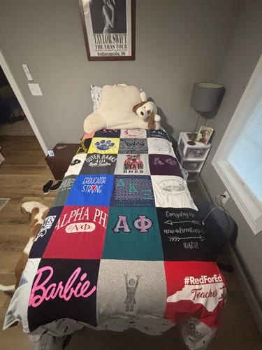 Customer photo review of Premium T Shirt Quilt