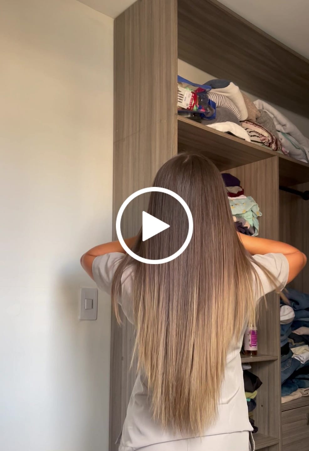 Customer video review of 🔥 Caja Rosa de Reconstrucción Capilar y Anti-Frizz