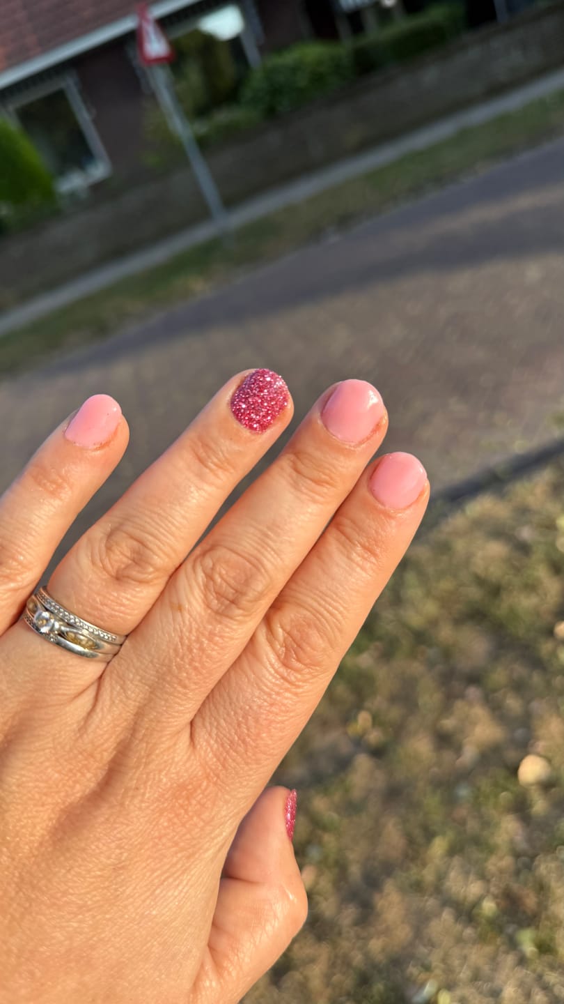 Customer photo review of Pink Lemonade Dipping Powder