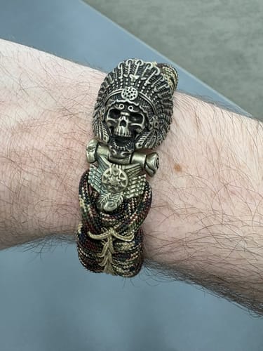 Customer photo review of Cacique Skull Paracord Bracelet