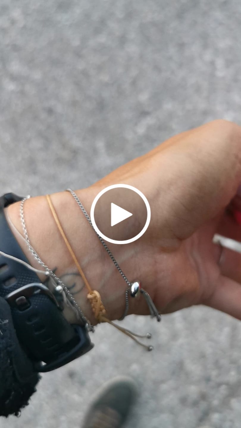 Customer video review of Turmalin Armband - Schutz