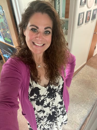 Customer photo review of Betsey's Buttery Soft Two Pocket Cardigan