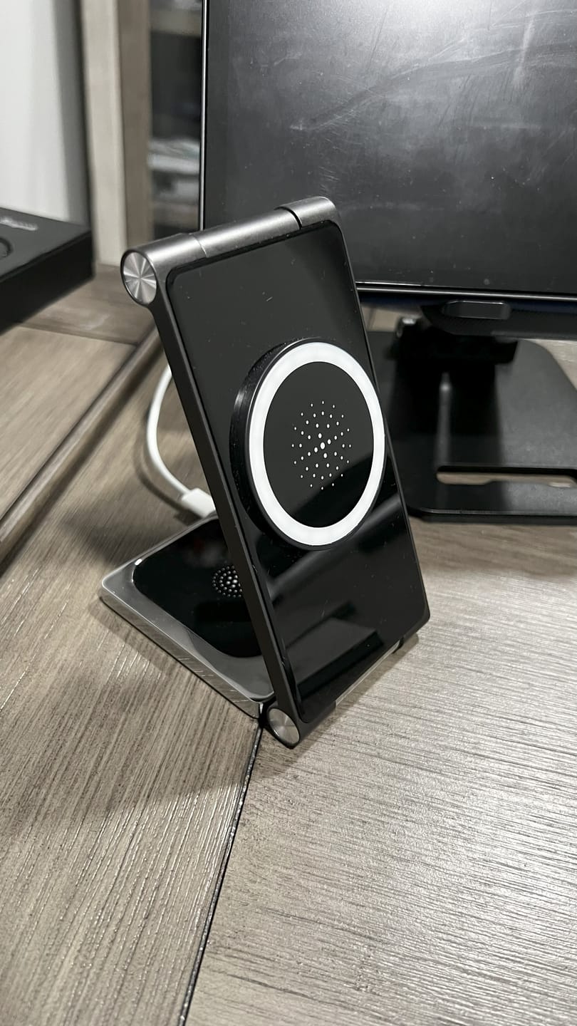 Customer photo review of PASSPORT - WIRELESS CHARGING STATION